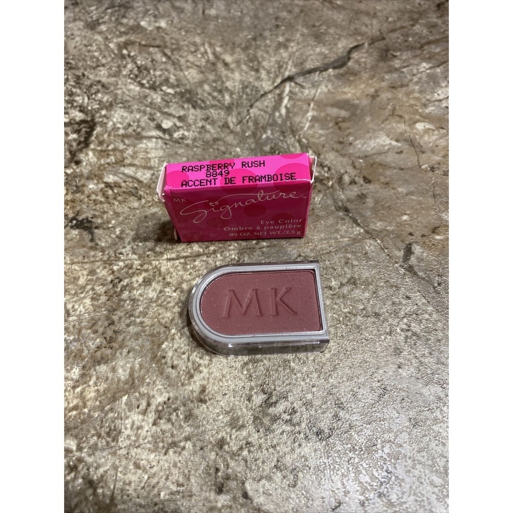 Mary Kay Raspberry Rush 8849 Eyeshadow Signature Eye Color NEW eyeshadow
